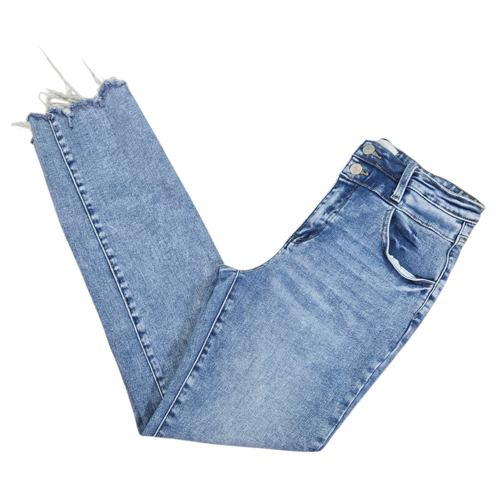 KanCan Kianna Wom 9 28 Waist Raw Hem Double Button Straight Jeans Light Wash